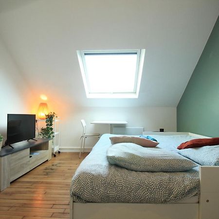 Disponible - Appartement Entier - 10Mn Rer B Aeroport Cdg - Paris Gare Du Nord, T11 Express, Le Bourget, Tout Equipe, Netflix Gratuit, 3 Personnes, 4Eme Etage, Escaliers, Parc Des Expositions, Parking Rue Gratuit Apres 19H Drancy Exterior foto